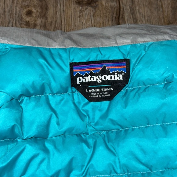 Patagonia • Goose Down Puffer Sweater Vest - Picture 12 of 13